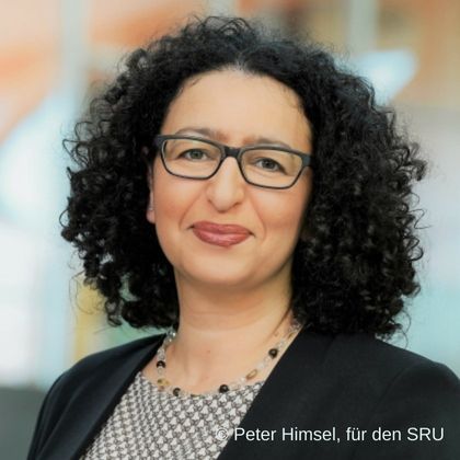 Lamia Messari-Becker
